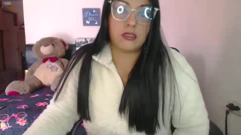 Snapshot of sahotlove1 chatting on 09/30/25, 07:08 Karina online show from 09/30/25, 07:08