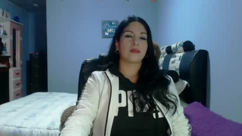 Karina online show from 06/14/26, 12:08