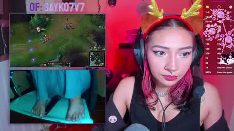 Snapshot of saiko7w7 chatting on 12/21/24, 01:04 OF 15 off - online show from 12/21/24, 01:04