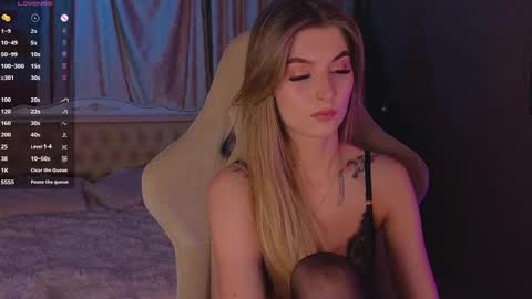 Snapshot of saillise chatting on 01/12/25, 08:03 Sofia online show from 01/12/25, 08:03