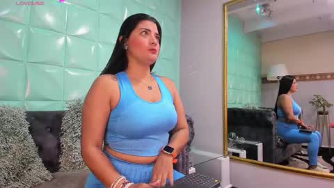 Sailon online show from 11/30/25, 01:59