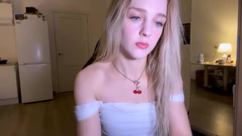 Sofia online show from 11/12/25, 08:30