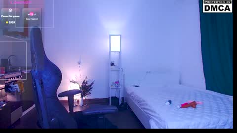 Sofia online show from 06/11/26, 02:33