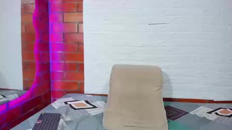 Snapshot of sainix_ chatting on 09/24/25, 08:34 sainix_ online show from 09/24/25, 08:34