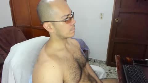 Snapshot of saintedy01 chatting on 09/15/25, 12:49 saintedy01 online show from 09/15/25, 12:49