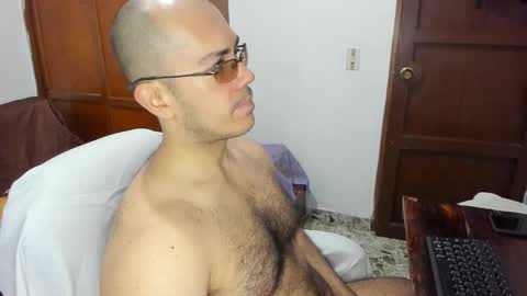 Snapshot of saintedy01 chatting on 10/17/25, 11:57 saintedy01 online show from 10/17/25, 11:57