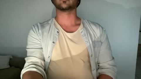 Snapshot of saintseyabis chatting on 02/11/25, 04:02 ale online show from 02/11/25, 04:02