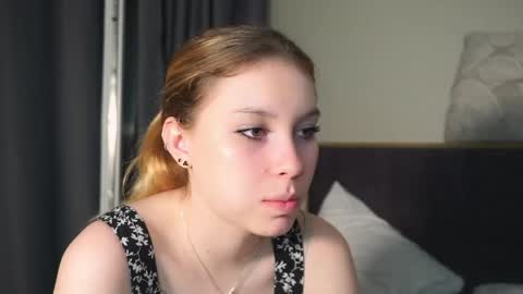 Snapshot of sairally chatting on 05/19/26, 08:48 Ariel online show from 05/19/26, 08:48