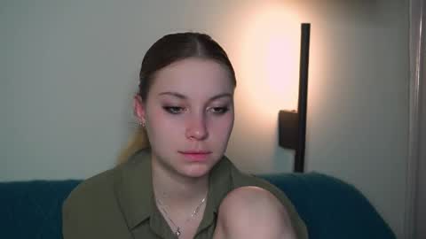 Snapshot of sairally chatting on 06/07/26, 08:12 Ariel online show from 06/07/26, 08:12