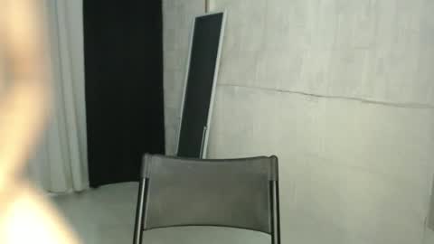 Taylor online show from 10/24/25, 02:35