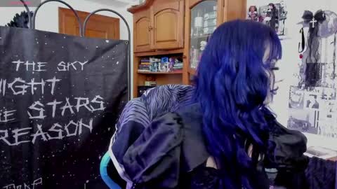    online show from 06/07/26, 09:35