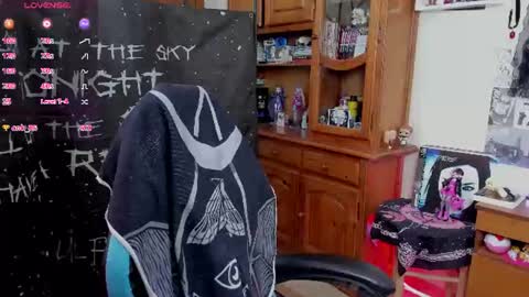    online show from 06/18/26, 09:14