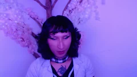 Hikari online show from 10/21/25, 07:03