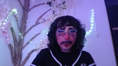 Hikari online show from 10/25/25, 02:41