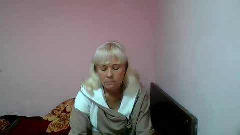 sakura_blonde online show from 09/24/25, 07:44