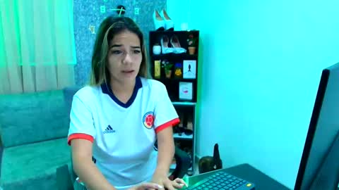 Snapshot of sally_ricci chatting on 09/10/25, 11:43 sally_ricci online show from 09/10/25, 11:43