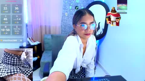 Snapshot of sally_ricci chatting on 10/14/25, 11:33 sally_ricci online show from 10/14/25, 11:33