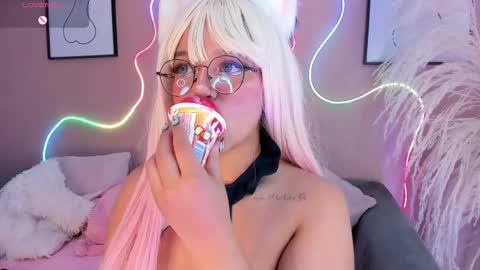  Sally White  online show from 02/26/25, 07:27