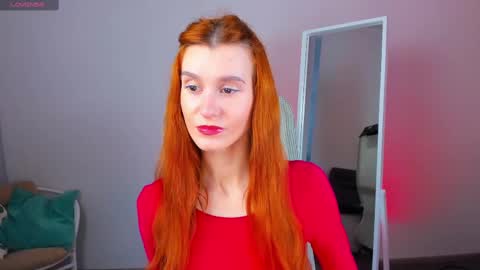 Snapshot of sallybiscuit chatting on 02/26/25, 10:26 Sally online show from 02/26/25, 10:26