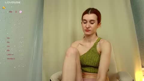 Snapshot of sallybiscuit chatting on 03/07/25, 01:51 Sally online show from 03/07/25, 01:51