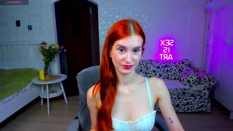 Snapshot of sallybiscuit chatting on 09/20/25, 12:06 Sally online show from 09/20/25, 12:06