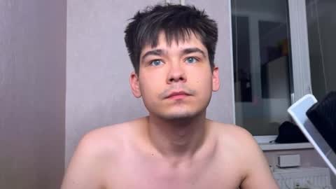 Snapshot of sallypussyboy chatting on 11/09/25, 07:45 FinnKlein online show from 11/09/25, 07:45