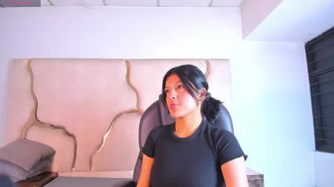 salmaportman_ online show from 06/07/26, 02:59