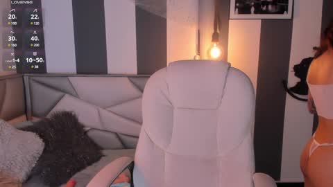 salome__evans online show from 12/07/24, 06:37