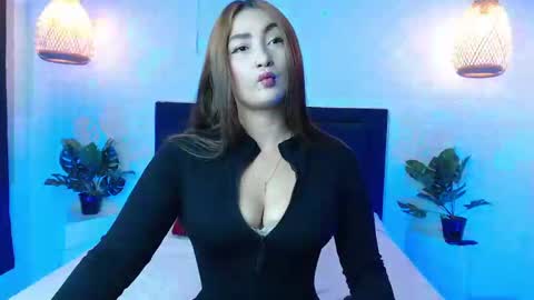 SALOME online show from 01/22/25, 01:42