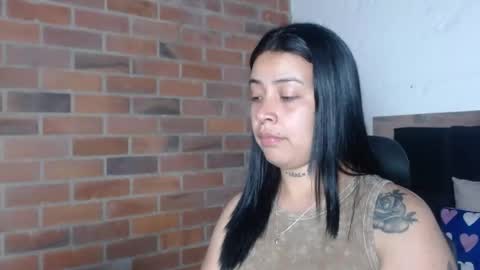 Snapshot of salome__palmer chatting on 04/23/26, 10:45 online show from 04/23/26, 10:45