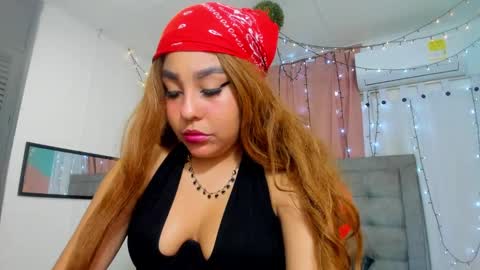 salome online show from 02/15/25, 08:01