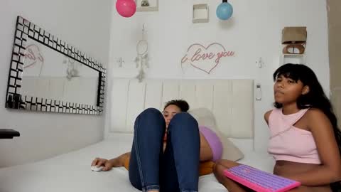salome_horny3 online show from 11/01/25, 08:44