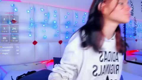 Snapshot of salome_rouse chatting on 01/08/25, 02:14 Salome Rose online show from 01/08/25, 02:14