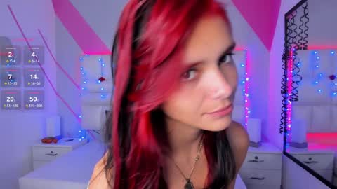 Snapshot of salome_rouse chatting on 01/16/25, 09:30 Salome Rose online show from 01/16/25, 09:30