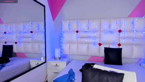 Snapshot of salome_rouse chatting on 03/05/25, 08:10 Salome Rose online show from 03/05/25, 08:10