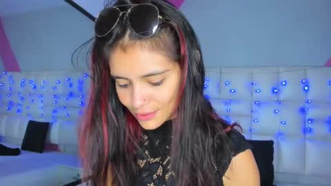 Snapshot of salome_rouse chatting on 10/02/25, 10:39 Salome Rose online show from 10/02/25, 10:39