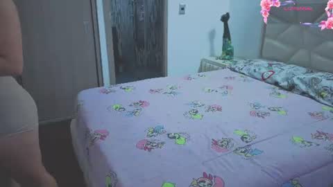 Snapshot of salome_stockman_s chatting on 07/28/26, 11:04 Salome online show from 07/28/26, 11:04