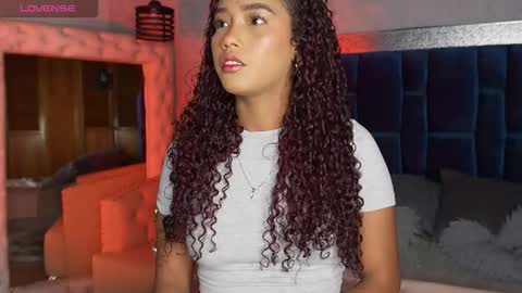 Snapshot of salome_williamss chatting on 03/26/26, 12:22 Salome online show from 03/26/26, 12:22