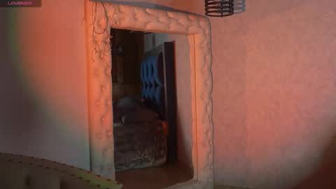 Snapshot of salome_williamss chatting on 03/27/26, 01:11 Salome online show from 03/27/26, 01:11
