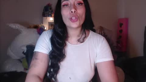 Snapshot of salomefox2 chatting on 12/18/24, 04:31 yenny online show from 12/18/24, 04:31