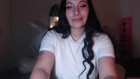 Snapshot of salomefox2 chatting on 12/21/24, 07:56 yenny online show from 12/21/24, 07:56