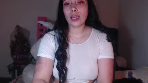 Snapshot of salomefox2 chatting on 01/19/25, 04:44 yenny online show from 01/19/25, 04:44