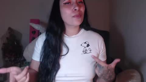 Snapshot of salomefox2 chatting on 01/29/25, 04:15 yenny online show from 01/29/25, 04:15