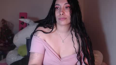 Snapshot of salomefox2 chatting on 02/20/25, 07:45 yenny online show from 02/20/25, 07:45