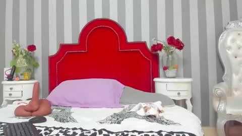 Salome  online show from 10/27/25, 12:53