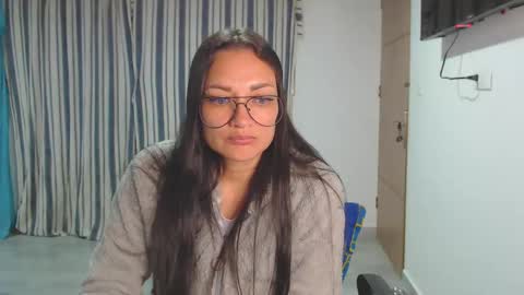 salome online show from 01/25/25, 03:30