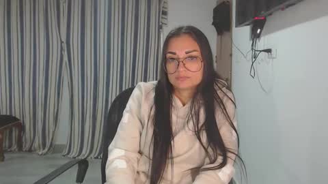 Snapshot of salomesaints chatting on 10/16/25, 01:28 salome online show from 10/16/25, 01:28