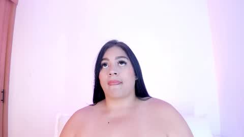 Snapshot of salomesimos1 chatting on 12/22/25, 11:13 Salome online show from 12/22/25, 11:13