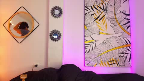 Salomon  Jax and Luca online show from 03/12/25, 12:04
