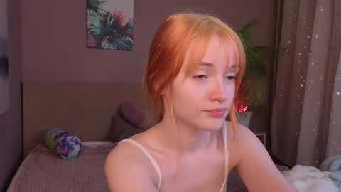 Snapshot of salt_mira chatting on 12/15/25, 10:30 salt_mira online show from 12/15/25, 10:30